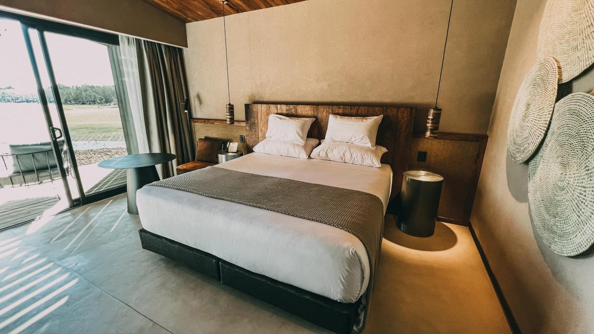 Get Molvento, Aken Soul Collection 4* Villa General Belgrano